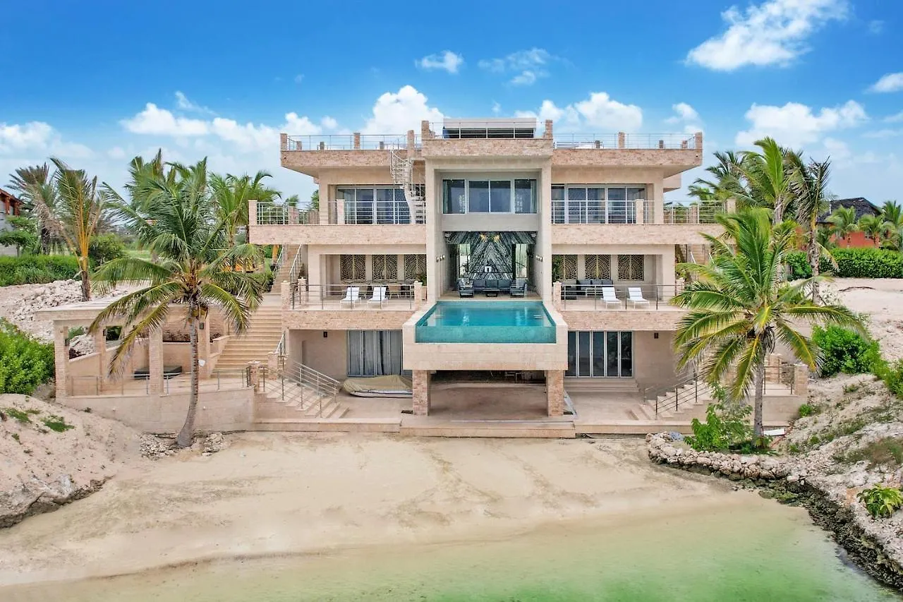 Las Iguanas 49 With Private Beach Chef Butler Maid Pool Jacuzzi In Cap Cana Punta Cana