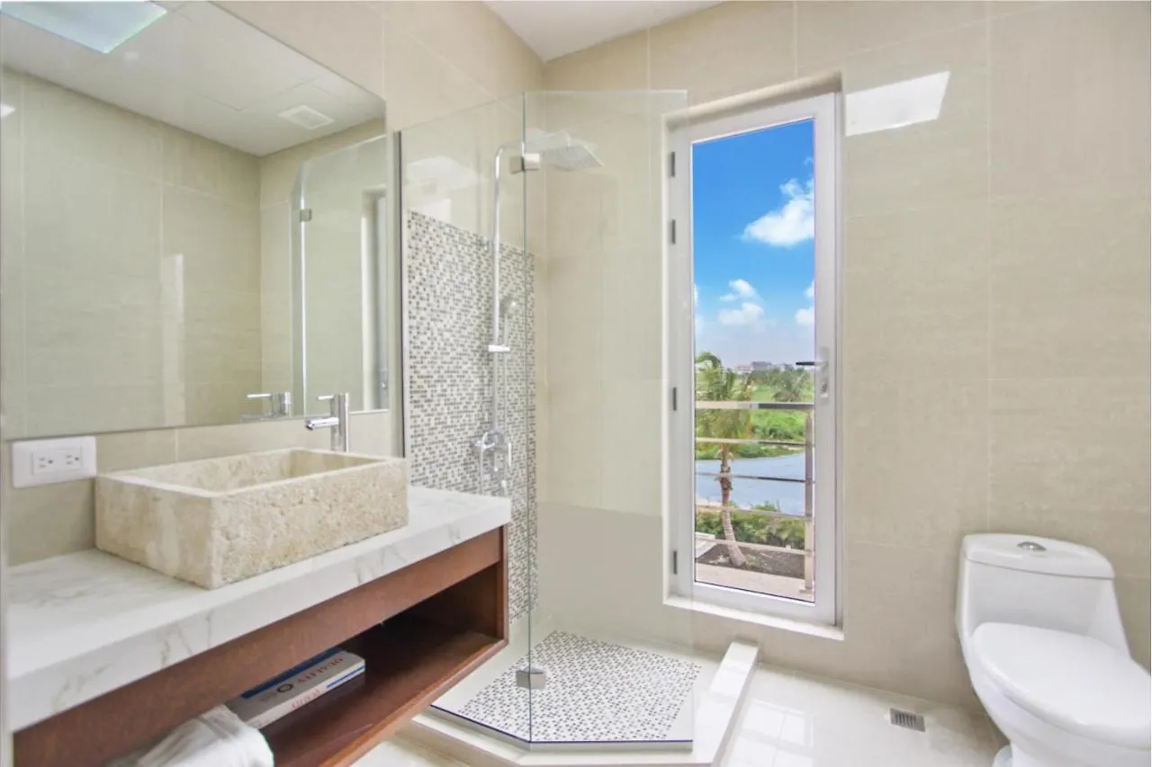 Las Iguanas 49 With Private Beach Chef Butler Maid Pool Jacuzzi In Cap Cana Punta Cana Holiday home